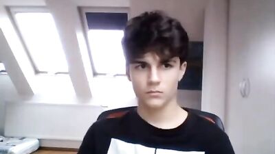 Cumming College Bro - Dark Haired Hotties Gay Porn Adventure!