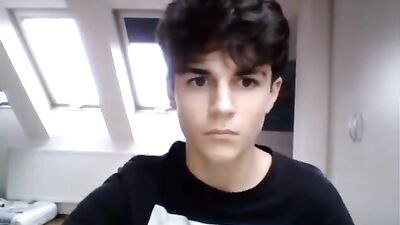 Cumming College Bro - Dark Haired Hotties Gay Porn Adventure!