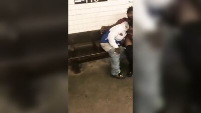 Sucking in NY Subway Station: Big Cocks Oral Adventures