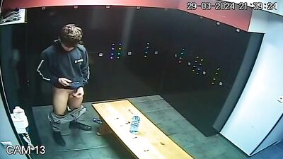 Caught by my Boyfriend in the Changeroom