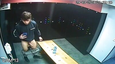 Caught by my Boyfriend in the Changeroom