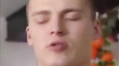 Banging In The Bar - Hardcore Gay Porn Videos!