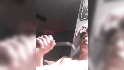 [Twit] [660] Cums a lot