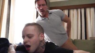 KS. : Action Transgenre ' Premier sexe Découverte ' Vid'Porn