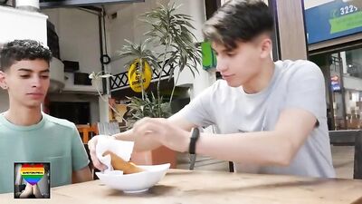 Gay Porn Twinks Bareback Cum Shots