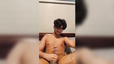 JACKING OFF ADORABLE NERDY COLLEGE STUDENT - A Gay Porn Delight!