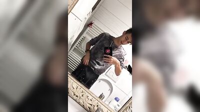 Teen JO in Mirror Web-Cam Fetish Solo Cum Shots Twink