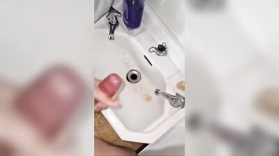 Gigantic Cum Shot in the Bathroom - A Gay Porn Video with Massive Action and Huge Cocks OR Bathroom Boundaries Broken - Zacs Cumshot Adventure