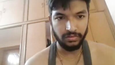 Desi Raj - Asian Solo Web-Cam: Exploring the Wild Side of Indian Men