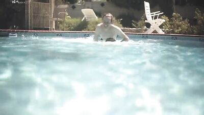 Kiss and Fuck - Hardcore Threesome: Menage à Trois with Oral, Handjobs and Cum Shots!