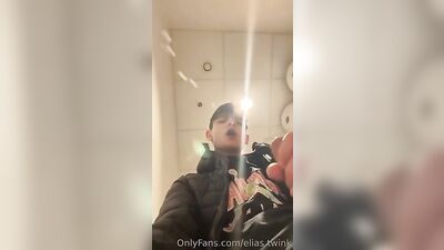 Twink Porn in Public Room: Cum Shots and Handjobs!