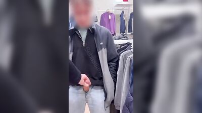 Groceries Groping: Hard In The Aisles