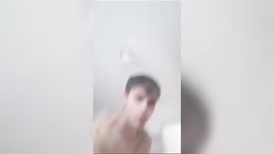 German Twink in the Shower: Muscle Boys Seduction