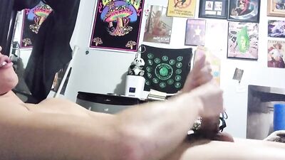 Big Dick Pretender Rides Again: Jerking and Pumping for Your Pleasure!