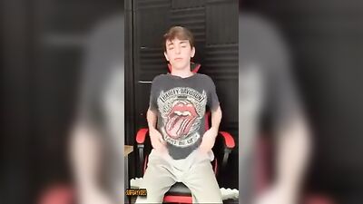 Gray; Teen Cum Shot Exposed on Web-Cam Gay Porn!