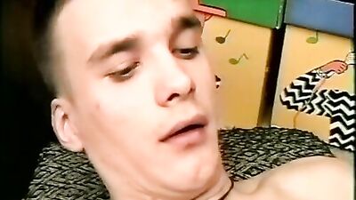 Young Twinks in Paradise: Bareback Cum Shots and Oral Delights