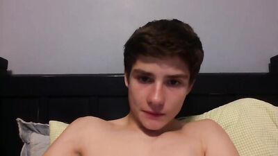 Cumming for Cute Boys - Amateur Blowjobs and Solos!