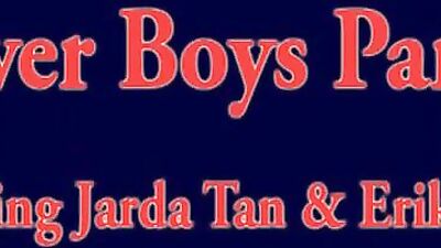 Hot Boys Fucking in the Bath: Gay Porn Videos with Oral and Cum Shots!