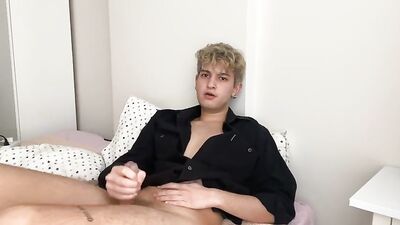 Gay Porn - After the Job Interview, I Got Horny and Masturbated ===========================================================