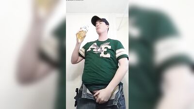 Drinking Piss College Brotherhood - The Ultimate Gay Porn Challenge!