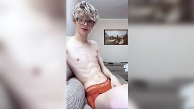 Gay Porn Video: Cute Webcam Solo Shoot Cum-Shots