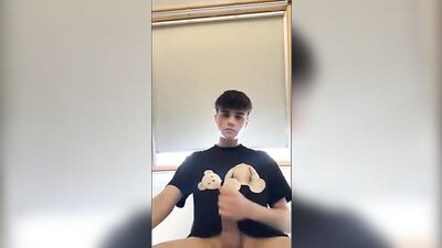 Young and full of love! - Bisexual Cum Shots Fun Solo Straight Boys