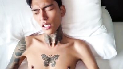 Vietnamese Inked Bareback Cum Shots - Pov Twinks Handjob
