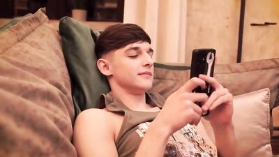 Raw Seduction: Bare Twinks Deliver Action-Packed Cum Shots!