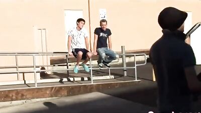 Threesome Heat: Action-Packed Cum Shots and Group Sex!