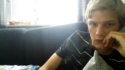 Gay Porn Webcam Showdown: Horny Teen Webcams Gone Wild!