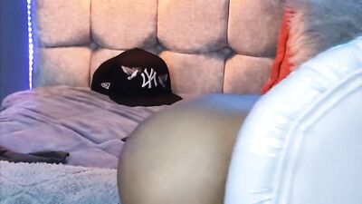 Gaping Paradise: Ryans Hole Opens Up Web-Cam Delight!