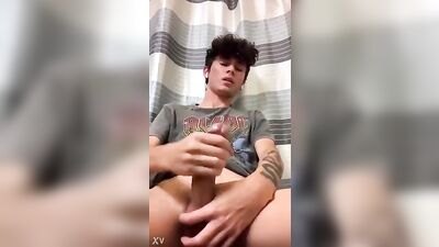 Pretty Frat Boy Cum Show - Dnz Web-Cam Solo Porn