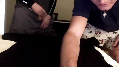 Gangbang in College Rooms: Cumming with Friends!