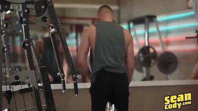 Gay Porn - Showdown in Shower: Action-Packed Interracial Bareback Oral Sex!