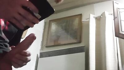 Shooting Ropes with Chick on Facetime: A Thick and Wild Gay Porn Adventure!