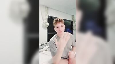 Soggy Twinkie Cum Shot Fun!