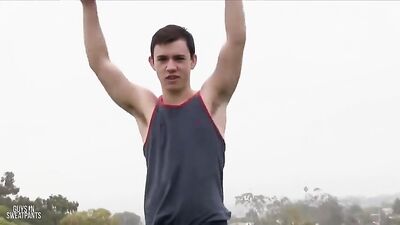 College First-timers: Freshmens Gay Porn Debut!