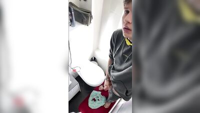 Gay Boys Porn Toilet Fun - Amateur Cum Shots