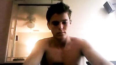 Gay Skype Cutie Cums Hard in Solo Porn!