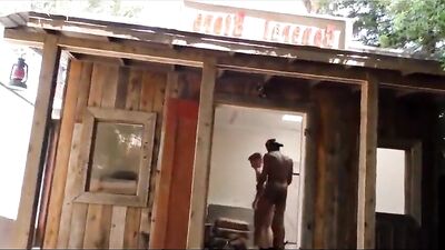 Twink Apprentice: Boss Fucks Poor Worker [190 characters]