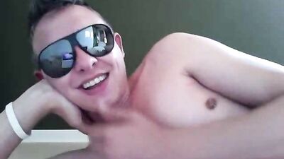 Gay Porn Boi: Sexy Amateur Adventures!