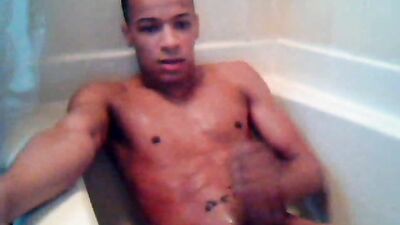 Teen Piss Orgy: JOs in the Bathroom!