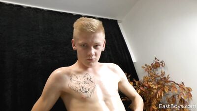 EXCLUSIVE CASTING - CUTE TEENAGE BOY