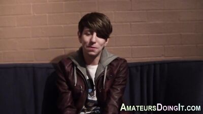 Solo amateur spurts spunk