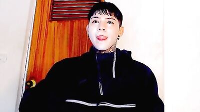 Beautiful Latino Teen Cumshot - Mega Explosion!