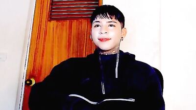 Beautiful Latino Teen Cumshot - Mega Explosion!