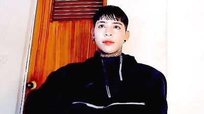 Beautiful Latino Teen Cumshot - Mega Explosion!