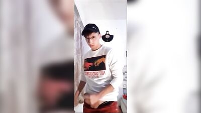 Cumming Dude - A GBT Archive Exclusive