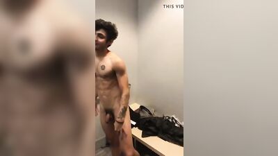 Changing Room Cumming Explosion: The Ultimate Gay Jerk Off Experience