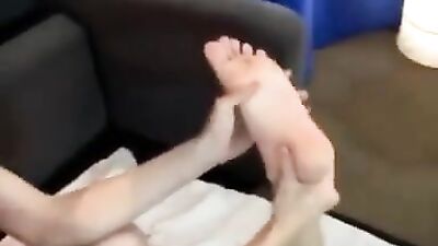 Cutie Cams - Horny Young Twinks Live Online!